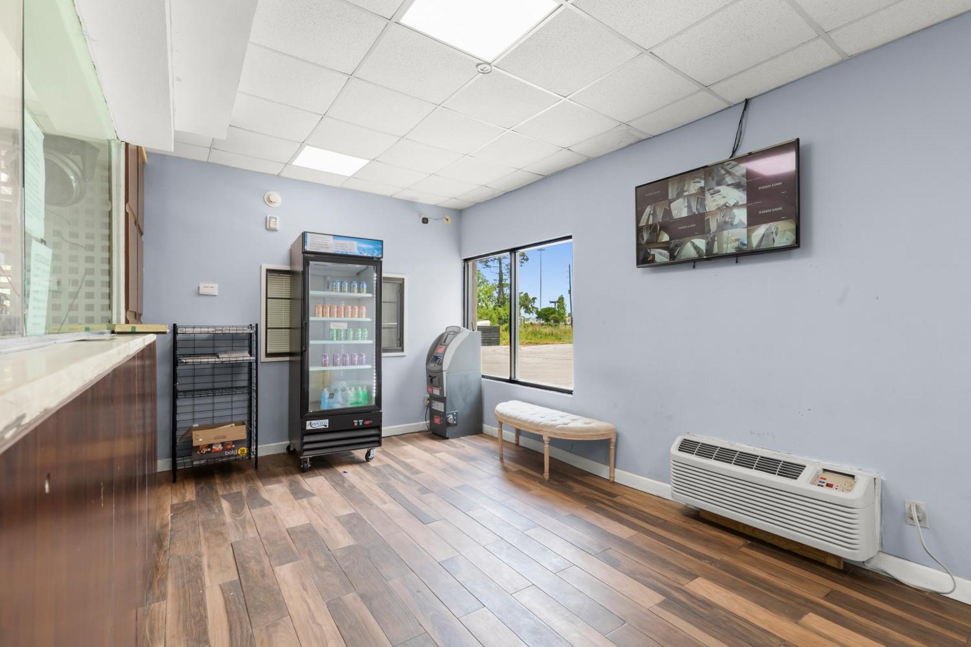האמבל Travel Inn & Suites מראה חיצוני תמונה